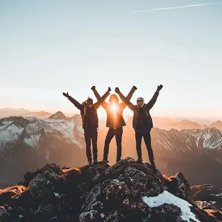 法律在权利中起什么作用