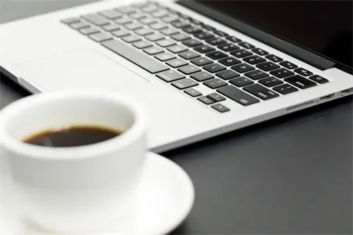 法律的内容是什么关系